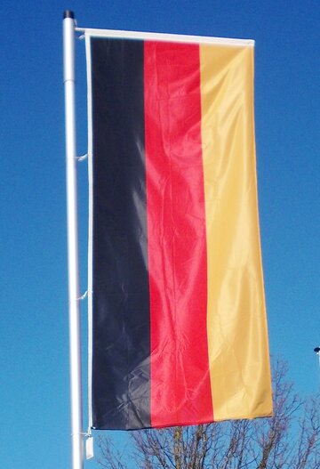 Foto des Produkts &#039;Der Preisbewusste&#039; Fahnenmast