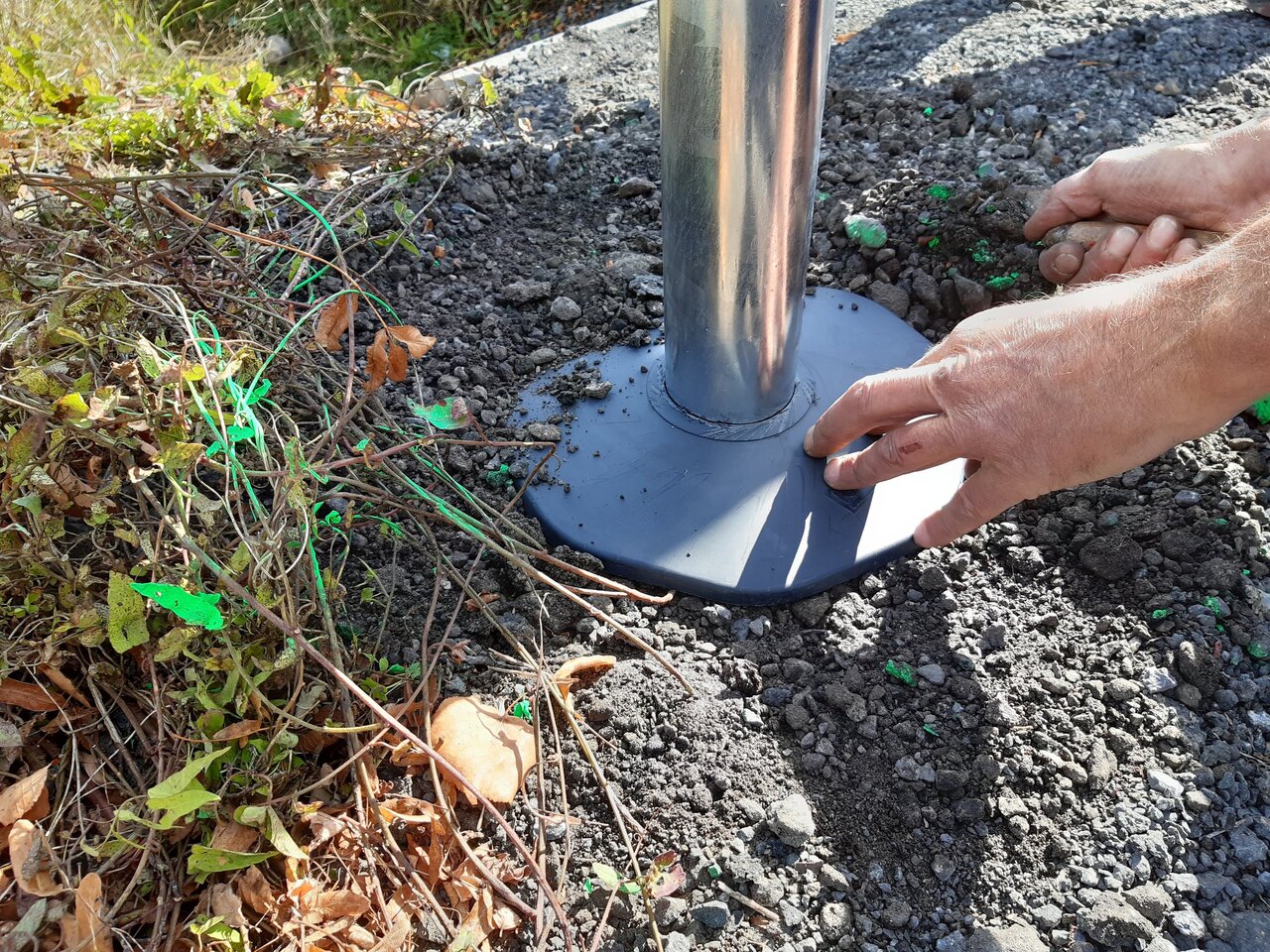 Kunststoff-Abdeckung für Schraubfundament